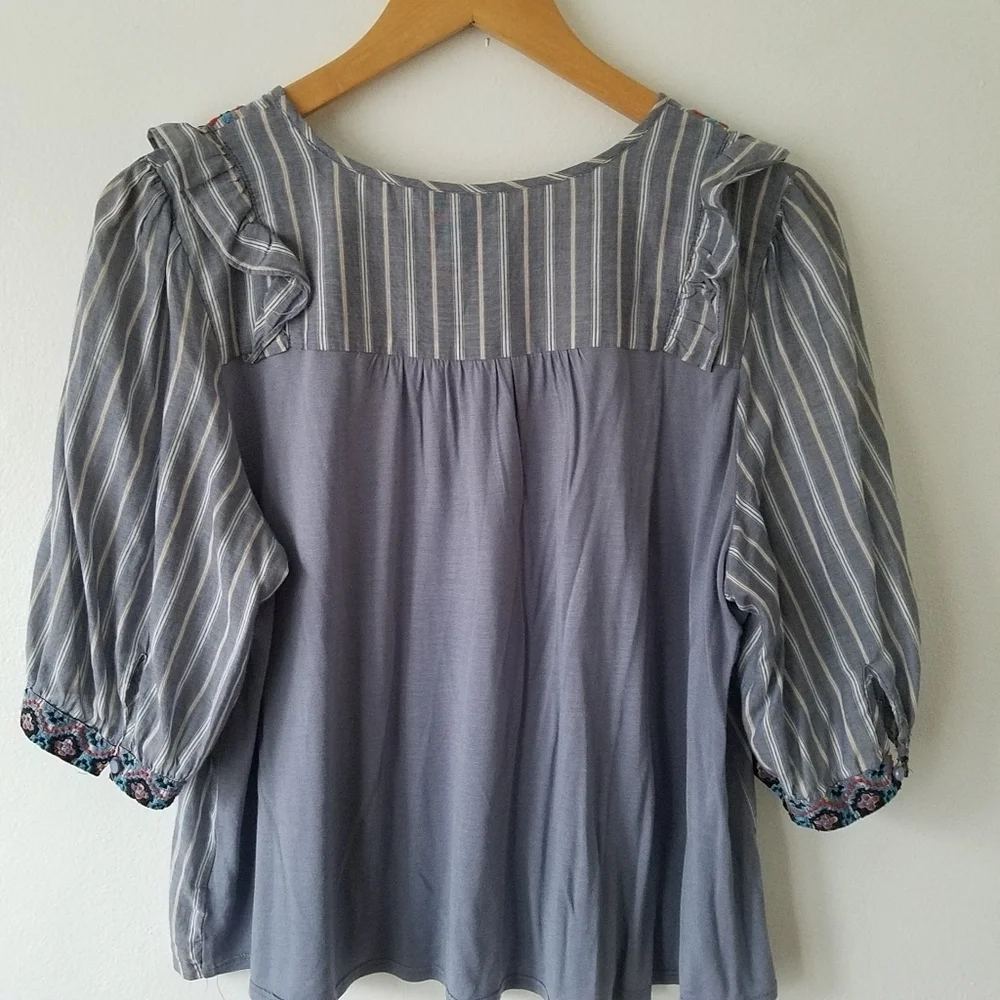 ANTHROPOLOGIE One September Embroidered Floral Ruffle Striped Blouse Size M